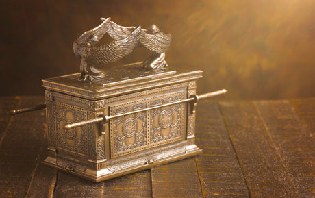 7-Surprising-Facts-You-Never-Knew-About-the-Ark-of-the-Covenant The Israel Store