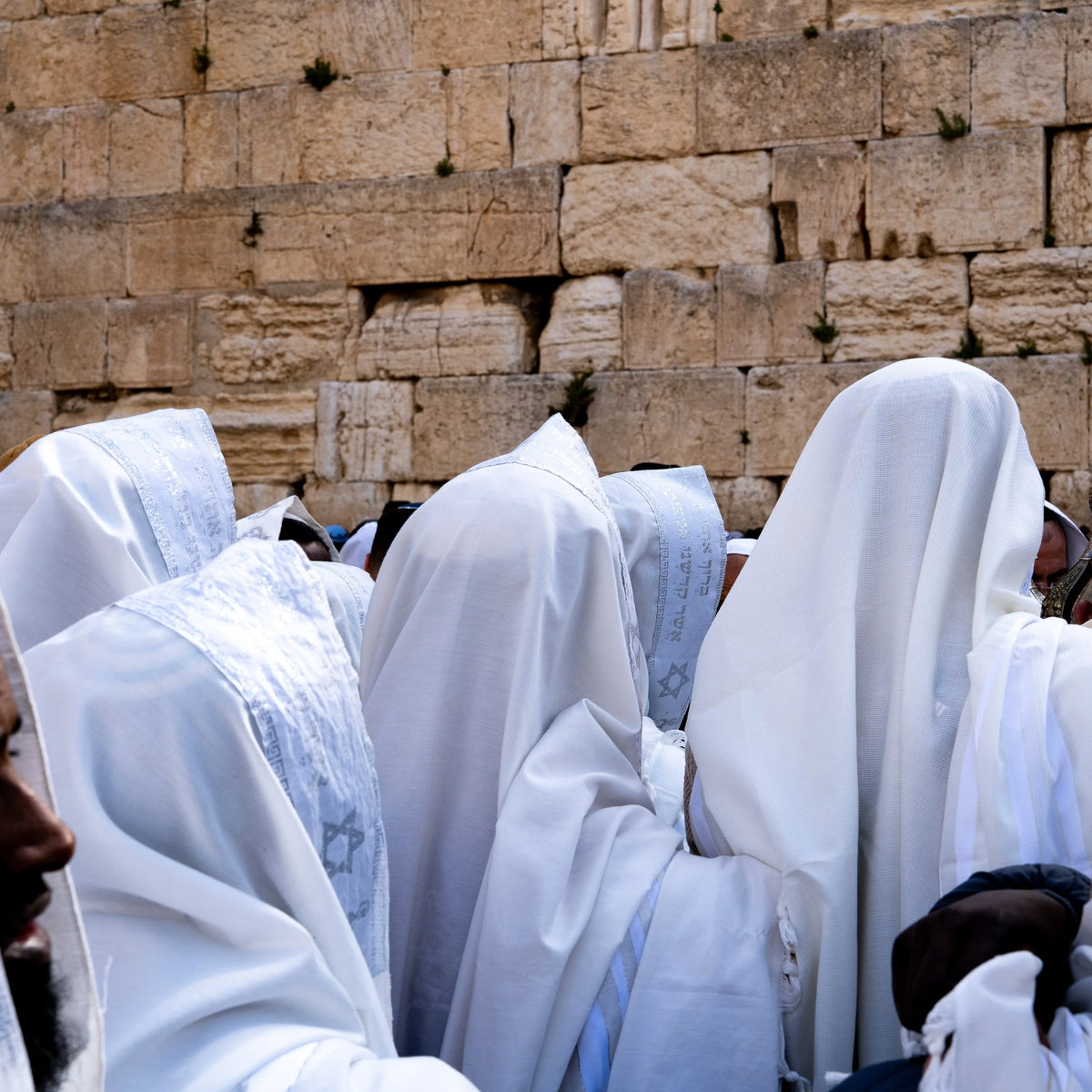 Why Yom Kippur Is the Most Sacred Day in Judaism – The Israel Store