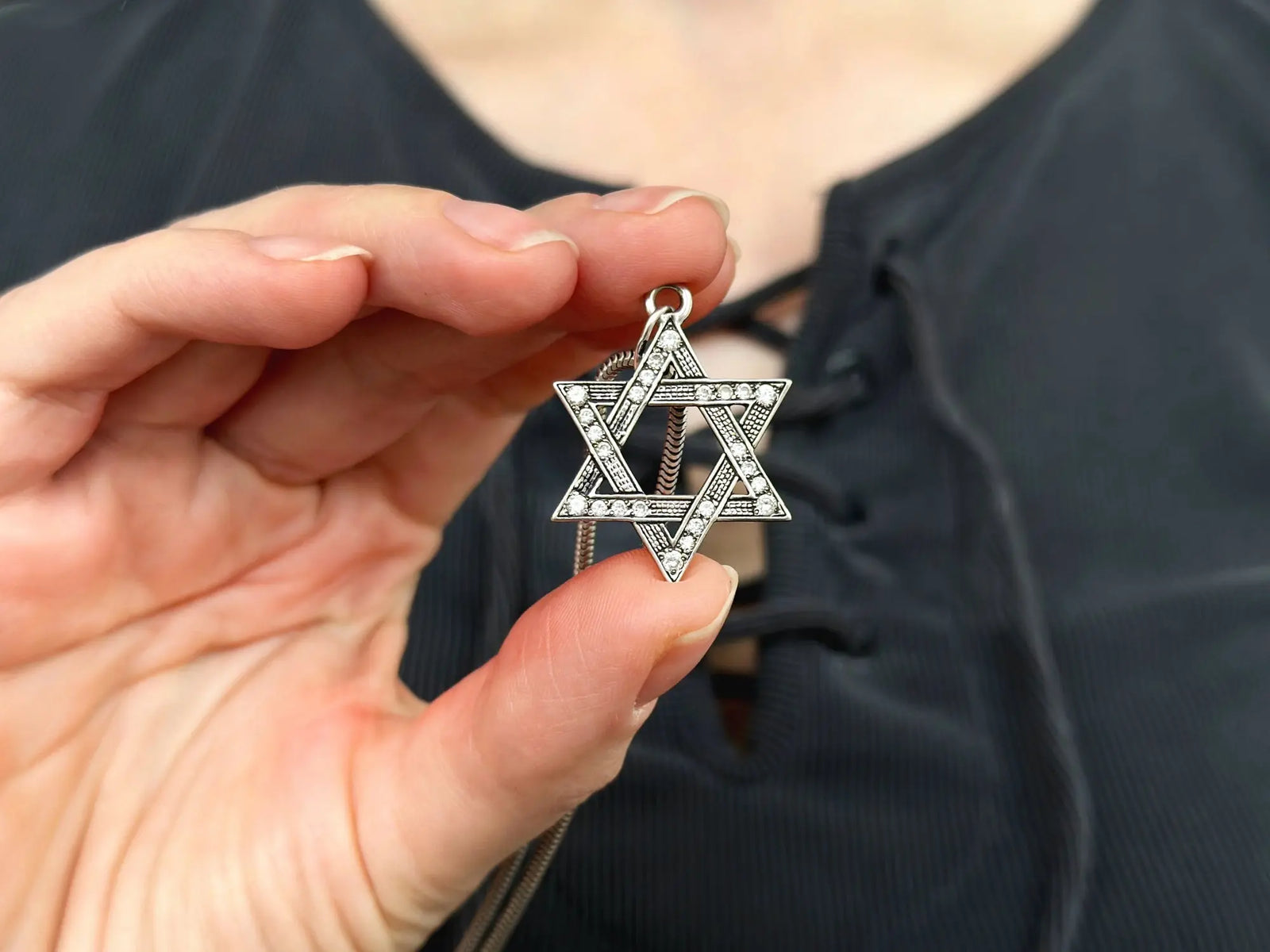 Top-5-Star-of-David-Necklaces-to-Get-in-2026 The Israel Store