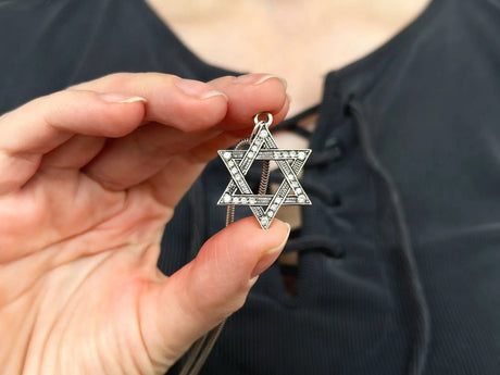 Top-5-Star-of-David-Necklaces-to-Get-in-2026 The Israel Store