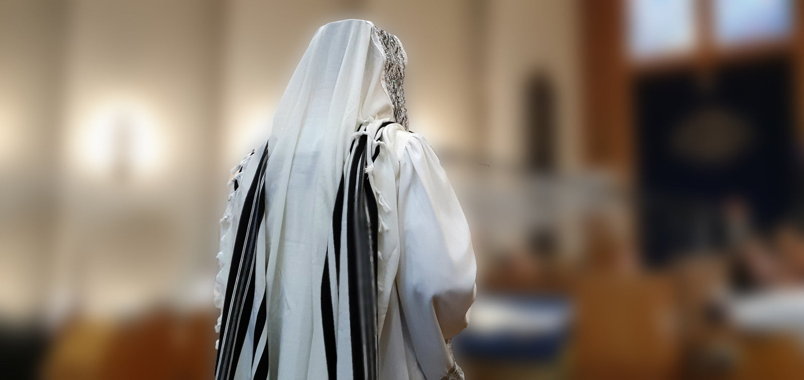 Everything You Need to Know About the Tallit (Prayer Shawl)